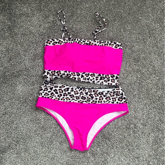 Chic Soul Other - NWOT Chic Soul Two-Piece Leopard Hot Pink Bikini with Removeable Straps, XXL